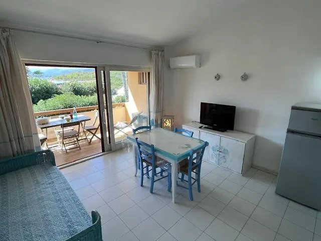 Porto Coda Cavallo Apartment *